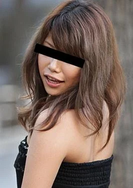 10-122924-01 A hairdresser young girl who is crazy about the dick of a middle-aged man