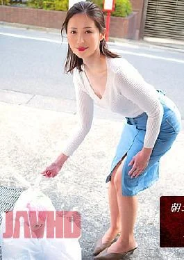 1P-101825-001 Braless Neighbor In The Morning: Yui Shijyo – The playful braless wife in the