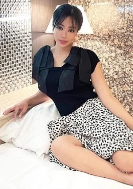 FC2PPV-4573570 Uncensored ***joyonpjpo Beautiful and cute receptionist (24 years old) who looks great in a