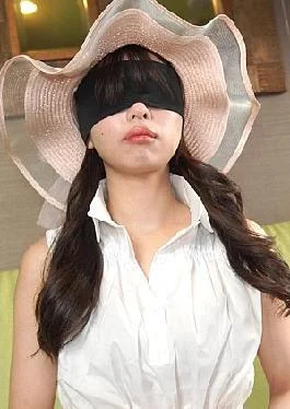 FC2PPV-4687962 Amateur Video 2025 Vol 4 Yuna-san Early Summer-like Outfit