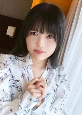 SIRO-5698 Fluffy Time Enters A gentle girl who works at a gentle flower shop has
