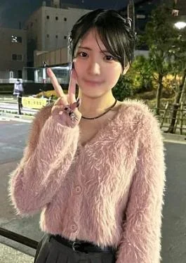 FC2PPV-5000290 1290 points until 11/18**pyjpx*jsps A cool, slender, beautiful clothing store clerk gets her tight