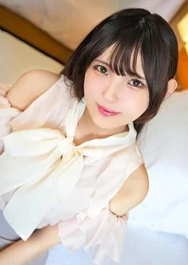 SIRO-5759 Kaede, a 20-year-old beauty school student who wants to overcome her hesitation to give